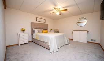 6904 Ruby Ct, Austintown, OH 44515