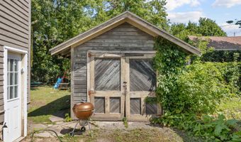 120 E PACIFIC St, Appleton, WI 54911