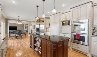 2108 N Mountain Grove Rd, Alma, AR 72921