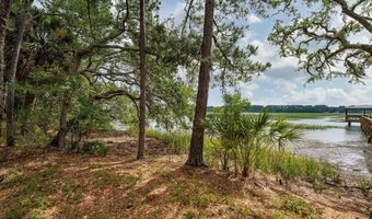 285 De La Gaye Pt, Beaufort, SC 29902