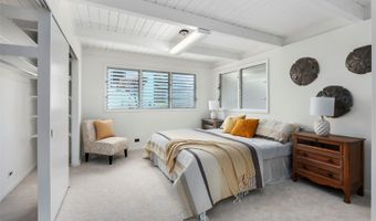2235 Akeukeu St, Pearl City, HI 96782
