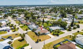 635 Jamaica Cir E, Apollo Beach, FL 33572