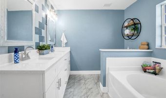 124 EAGLE POINT Blvd, Auburndale, FL 33823