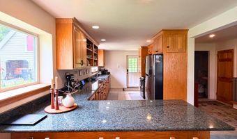 162 E Broadway Ext, Bangor, ME 04401