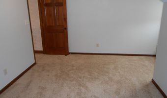 6712 Forrest Commons Blvd, Indianapolis, IN 46227