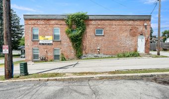 109-111 W Hazel St, Albion, IN 46701