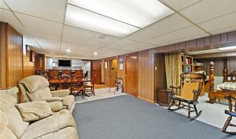 3350 Black Oak Ln, Austintown, OH 44511