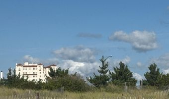 400 Deal Lake Dr 4G, Asbury Park, NJ 07712