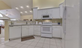 7304 Lake Lakota Pl 44, Indianapolis, IN 46217