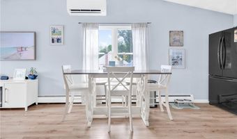 75 Canning St, Cumberland, RI 02864