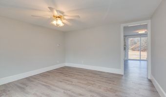 18 Westford Rd 21, Ayer, MA 01432
