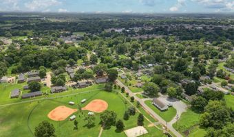 810 Sanders St, Athens, AL 35611