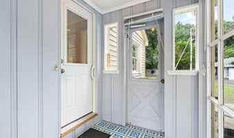 22 Oakland Cir, Abington, MA 02351
