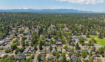 820 NW 12th St, Bend, OR 97703