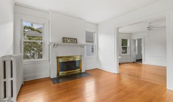 135 Dover Rd, West Hartford, CT 06119