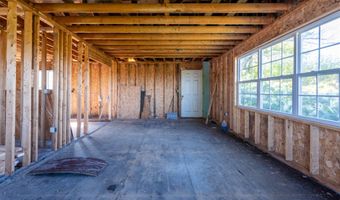 2 Harold Dr, Altamont, NY 12009