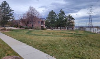 2428 W SILVERPOINT Way S, Bluffdale, UT 84065