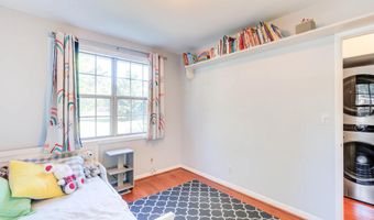 2707 S WALTER REED Dr S A, Arlington, VA 22206