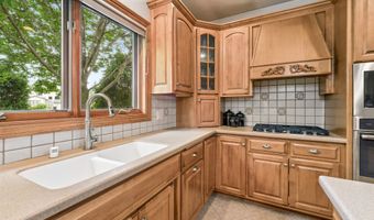 2917 E FALLCREEK Ln, Appleton, WI 54913