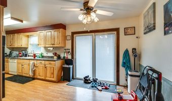 15390 Cenfield St NE, Alliance, OH 44601