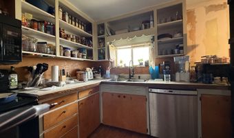 1202 IRIS St, Brookings, OR 97415