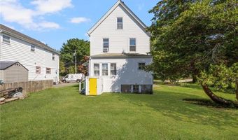 9 Cummings Rd, Newport, RI 02840