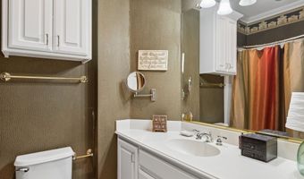 4147 Towne Green Cir, Addison, TX 75001