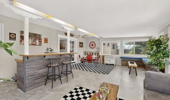 430 Abo Rd, Bosque Farms, NM 87068