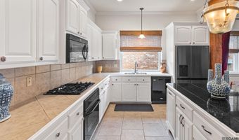 9120 Old Garden Ave, Baton Rouge, LA 70809