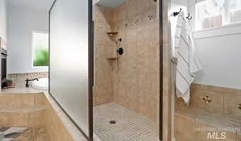 5638 E Felly Rim Ct, Boise, ID 83716