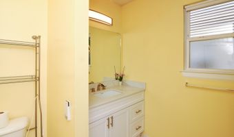 3240 Dunwoodie Rd, Ann Arbor, MI 48105