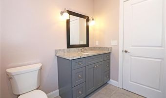 314 Chases Ln D, Middletown, RI 02842