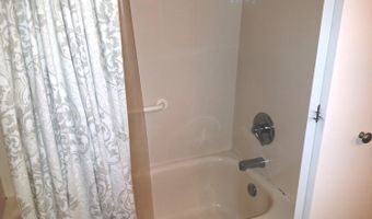 1217 Island Dr 204, Ann Arbor, MI 48105