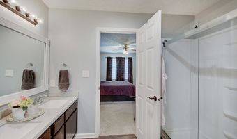 7372 Oakview Dr, Avon, IN 46123