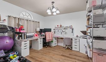 326 Willow Creek Dr, Weatherford, TX 76085