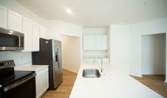 782 Gussy Ln, Benton, AR 72019