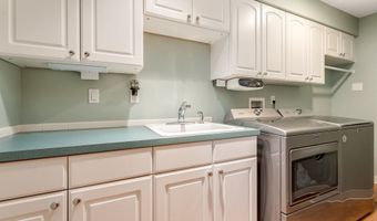 24125 BUTTEVILLE Rd, Aurora, OR 97002