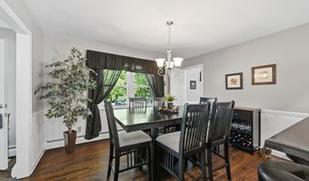 8 Winthrop Rd, Bethel, CT 06801
