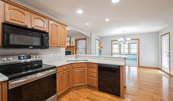 608 Ridgeview Way, Atkins, IA 52206