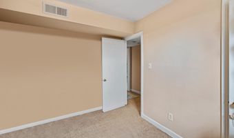 2114 SUITLAND Ter SE 301, Washington, DC 20020