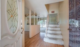 4864 E Mckinnon Dr, Anaheim, CA 92807