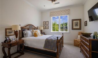 2210 Triunfo Pl, Agoura Hills, CA 91301