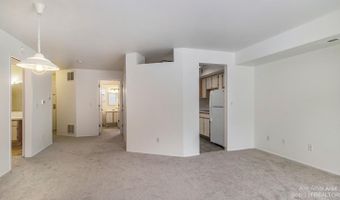 2235 S Huron Pkwy 4, Ann Arbor, MI 48104