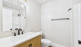 1316 MONTCLAIRE Ct, Appleton, WI 54915