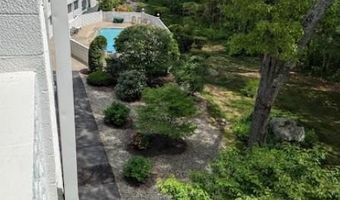 143 Hoffman Ave 411, Cranston, RI 02920