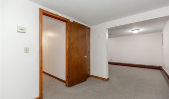 12 Twin Leaf Trl, Narragansett, RI 02874