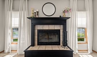 895 Williamsburg Ct, Ashland, OH 44805