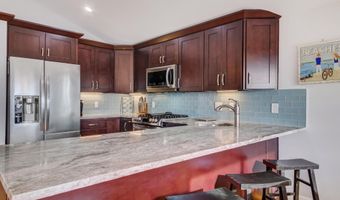 4 E 20TH St, Barnegat Light, NJ 08006