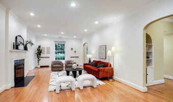 2739 CHESAPEAKE St NW, Washington, DC 20008