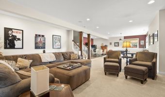 2111 Bunker Ct, Auburn, IN 46706